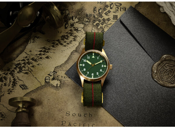 green-and-gold-aviator-watch