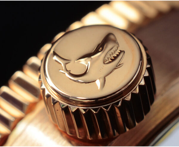 Stilish-shark-design-cooper-watch